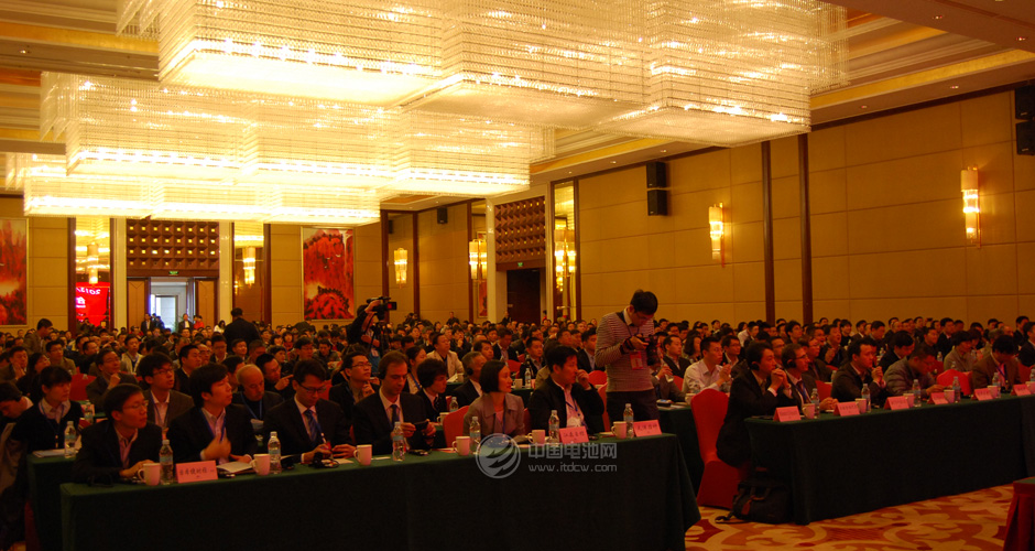 【特稿】嘉賓熱議鋰電“達(dá)沃斯” 期待來(lái)年再相會(huì)