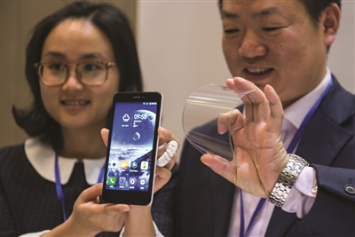 石墨烯手機(jī)已量產(chǎn) 石墨烯產(chǎn)業(yè)化元年到來？