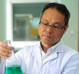 湯衛平：海歸博士有“鋰”想  改變灰色天空