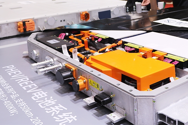 1-4月全球動(dòng)力電池裝車量182.5GWh：又一中企排位趕超韓企