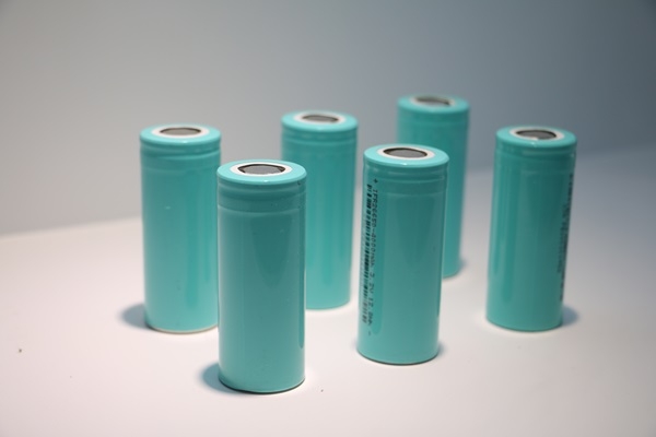 屢生變故！10家上市公司跨界新能源遇阻原因探析