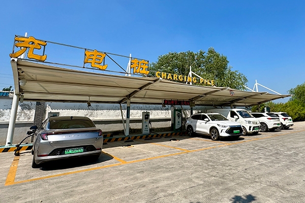 1-10月我國充電基礎(chǔ)設(shè)施增量超274.4萬臺 換電站保有量3220座