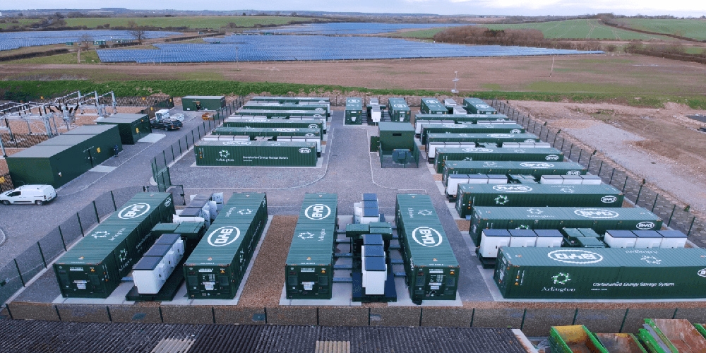 儲能“廝殺戰”：擴產一家比一家猛 價格一個比一個低