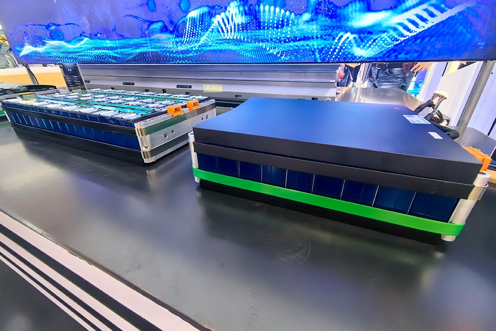 動(dòng)力電池裝車量TOP15：磷酸鐵鋰榜首爭(zhēng)鋒 比亞迪沖上三元賽道