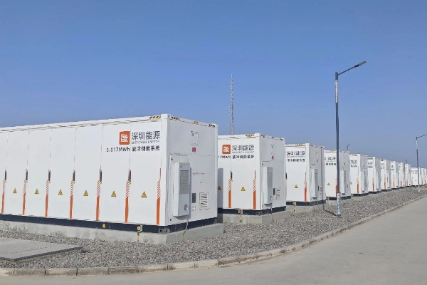 包含100臺儲能電池艙！又一光儲一體化項目更新動態