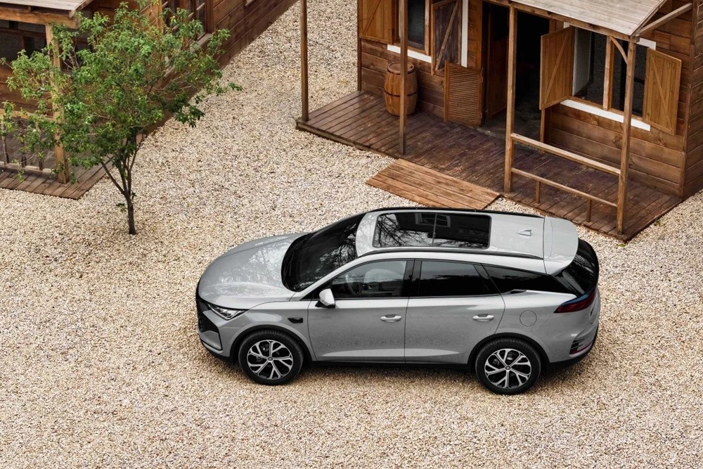 2月新能源車市放榜:智能駕駛進入激戰!新勢力僅一家交付破3萬