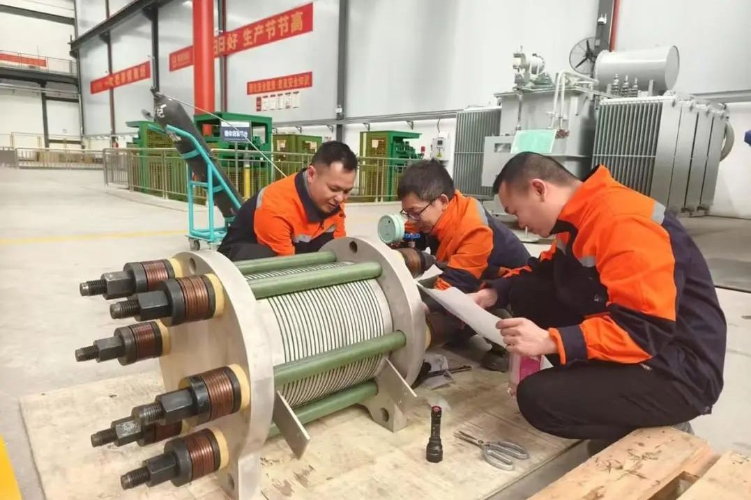 【燃料電池周報(bào)】193.6億元風(fēng)光制氫產(chǎn)業(yè)項(xiàng)目落地內(nèi)蒙古!前兩月我國(guó)燃料電池汽車銷售252輛