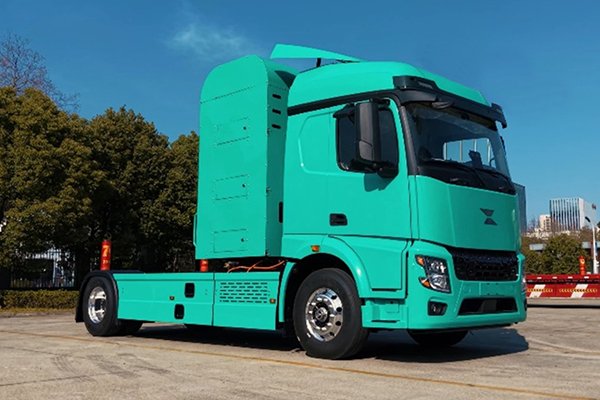 續航里程突破1500公里！清能股份獲百臺42噸氫能重卡訂單