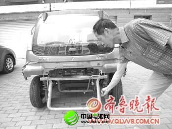 電動車電瓶放置處。本報記者顧松攝