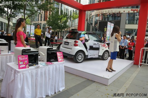 正能量！佳能smart跨界車亮相三里屯 