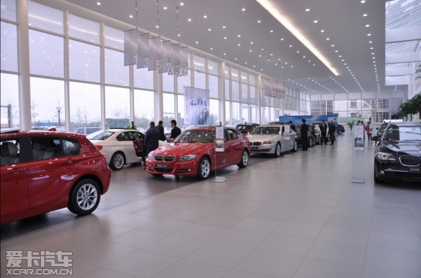 看豪華電動車新營銷模式 看豪華電動車新營銷模式