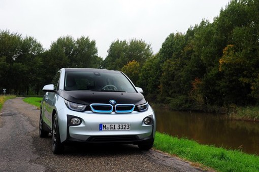 近年來(lái)中國(guó)不斷出臺(tái)政策大力推廣電動(dòng)汽車，各大廠商紛紛推出純電動(dòng)細(xì)分市場(chǎng)產(chǎn)品，多款車型的上市日期已經(jīng)逐漸臨近，除了特斯拉Model S外，寶馬i3、大眾e-up！也將引入國(guó)內(nèi)，備受關(guān)注的騰勢(shì)、之諾1E、啟辰晨風(fēng)等至少11款車型有望在今年上市銷售，2014年可謂純電動(dòng)汽車在中國(guó)市場(chǎng)直面競(jìng)爭(zhēng)的一年。