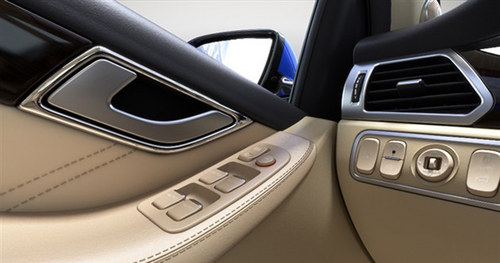 比亞迪和戴姆勒合作產品騰勢電動車上市 售價36.9萬