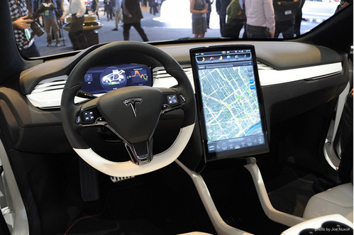 因電池供貨緊張 特斯拉Model X推遲至2015年上市