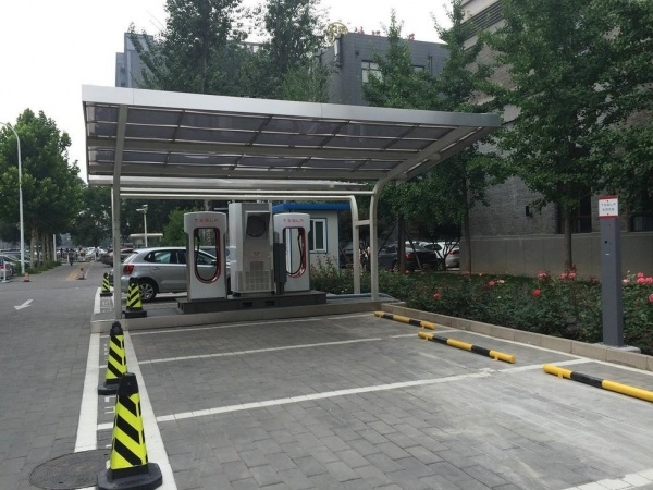 特斯拉中國總部長什么樣？總部都在干什么？