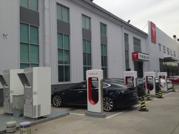 特斯拉：遭遇電量危機(jī)有什么解決方案？