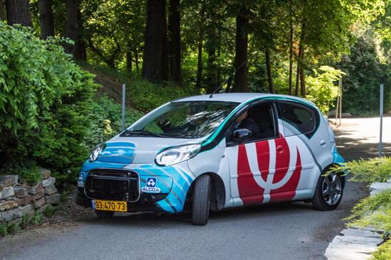 未來電池這樣：幾秒鐘充滿電 待機長達數月