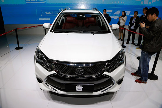 比亞迪和特斯拉的差別是什么？一個還是汽車一個已經不是