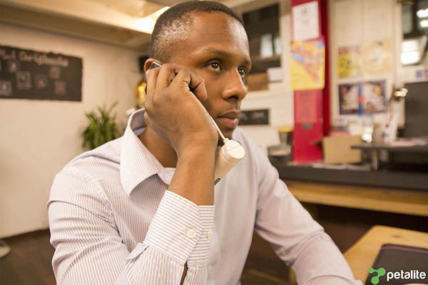 移動電源 移動電源