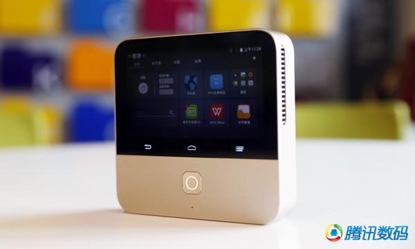 中興Spro2:能當充電寶和電視盒的投影儀