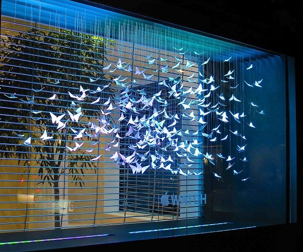 美到爆炸!蘋果Apple Watch巨幅玻璃廣告來了 美到爆炸!蘋果Apple Watch巨幅玻璃廣告來了