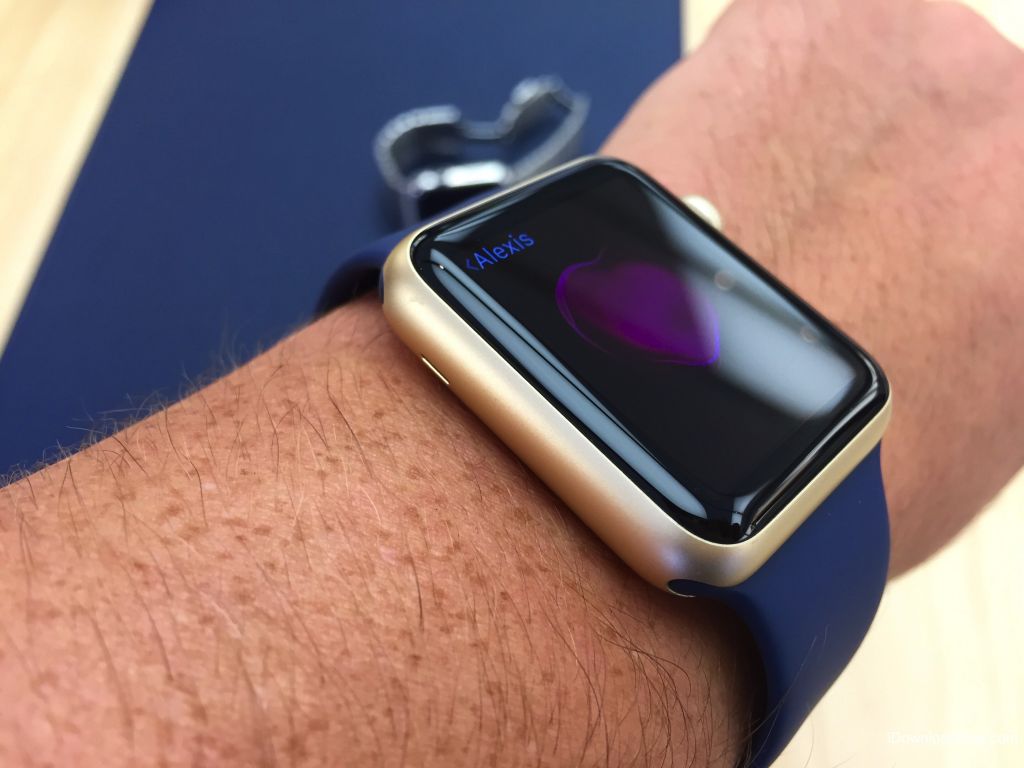 金色和玫瑰金色運動版新蘋果Apple Watch圖賞