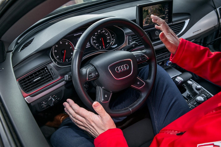  CES 2016：電動汽車和自動駕駛技術(shù)將是兩大看點