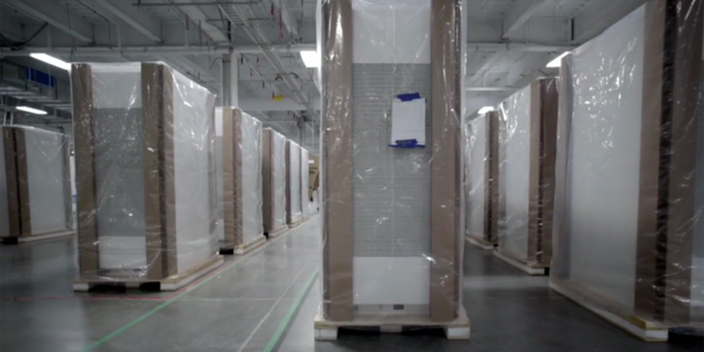 大家來(lái)看 特斯拉Gigafactory內(nèi)部圖曝光