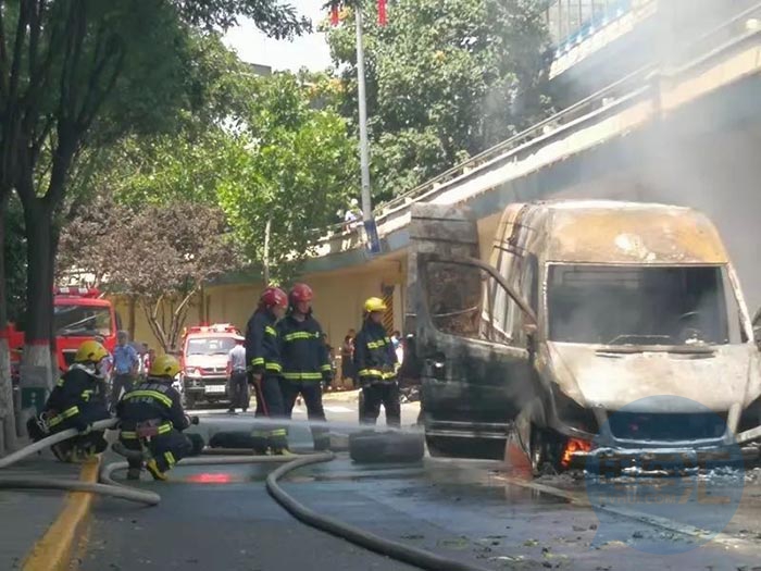 西安一周連續兩起電動汽車自燃事件