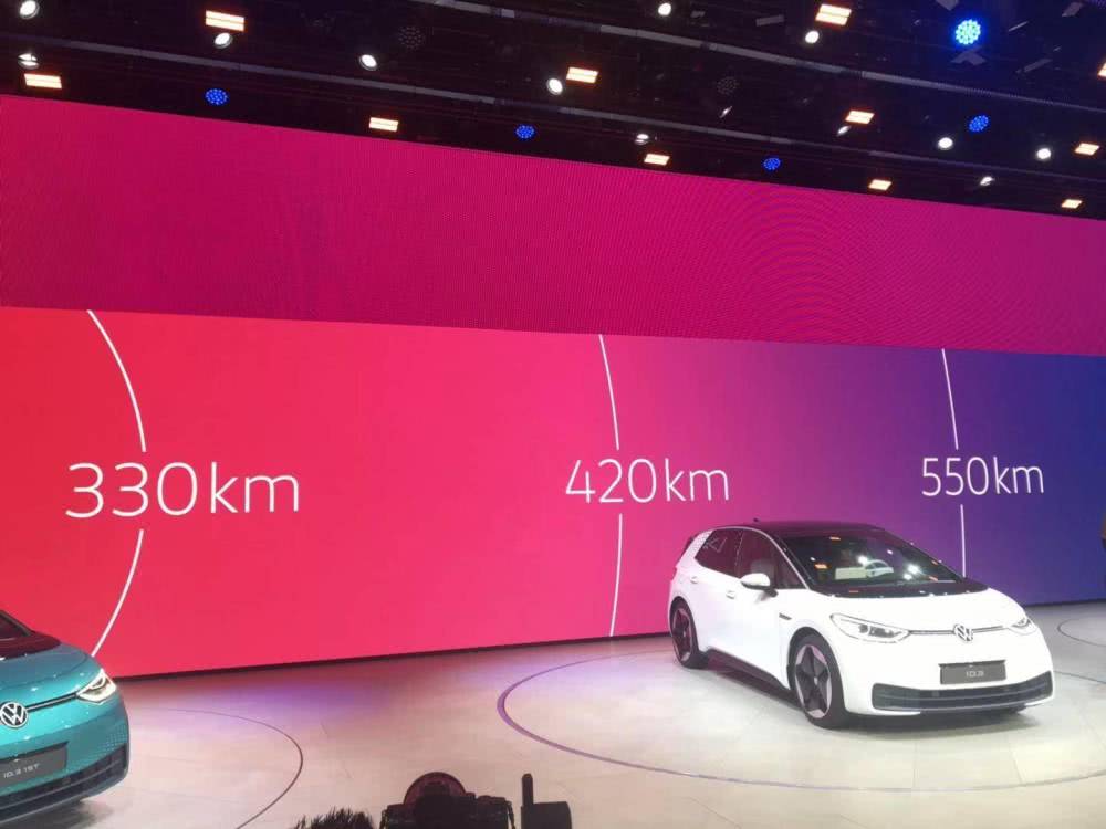 固態(tài)電池“中場戰(zhàn)事”：豐田向左，大眾向右？