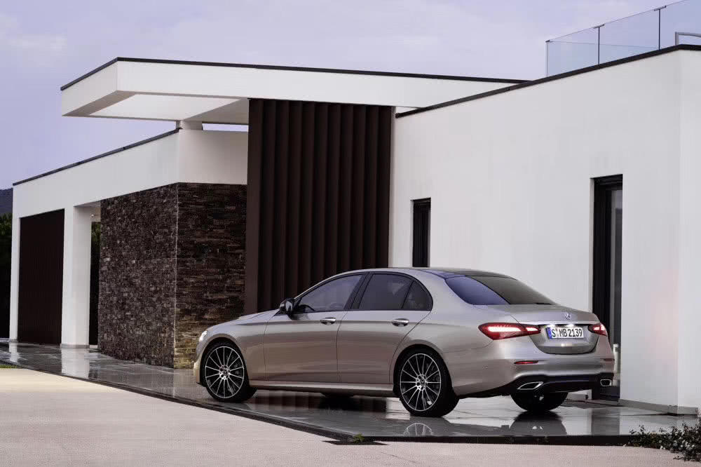 新款奔馳E發(fā)布 全新外觀設(shè)計(jì) 將 于2020年夏季上市