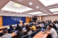 發(fā)改委：促進(jìn)新能源車市持續(xù)穩(wěn)增長 推動固態(tài)電池等新型儲能技術(shù)突破