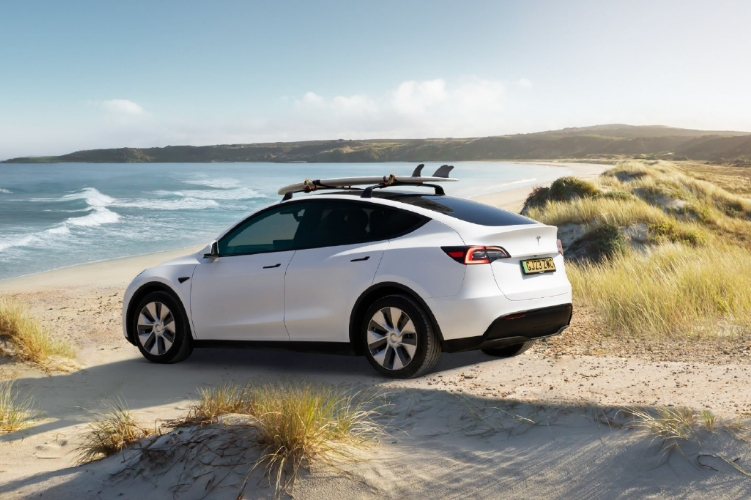 特斯拉2023年凈利149.97億美元 儲能裝機(jī)量同比增逾兩倍