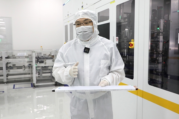 188Wh/kg！2.2C快充！蜂巢能源第二代短刀快充鐵鋰電池下線