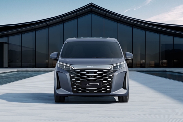 預計售價30萬起，年內上市！比亞迪王朝首款中大型旗艦MPV夏首發亮相！
