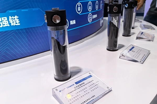 【正極材料周報(bào)】?鋰電材料上市公司擬在美布局項(xiàng)目！寧德時(shí)代到2042年或?qū)⒉挥瞄_采新的礦產(chǎn)資源