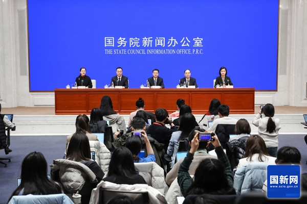 國家統計局：我國新能源產業企業法人單位1.17萬個 占12.2%