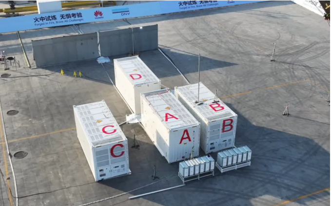 火中試煉 無懼考驗:華為完成智能組串式構網型儲能極限燃燒試驗