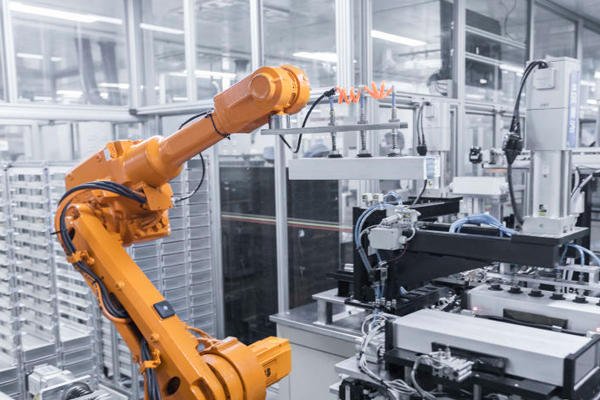 我國現存17.7萬家電池回收相關企業 2030年鋰電池回收量將達424.6萬噸