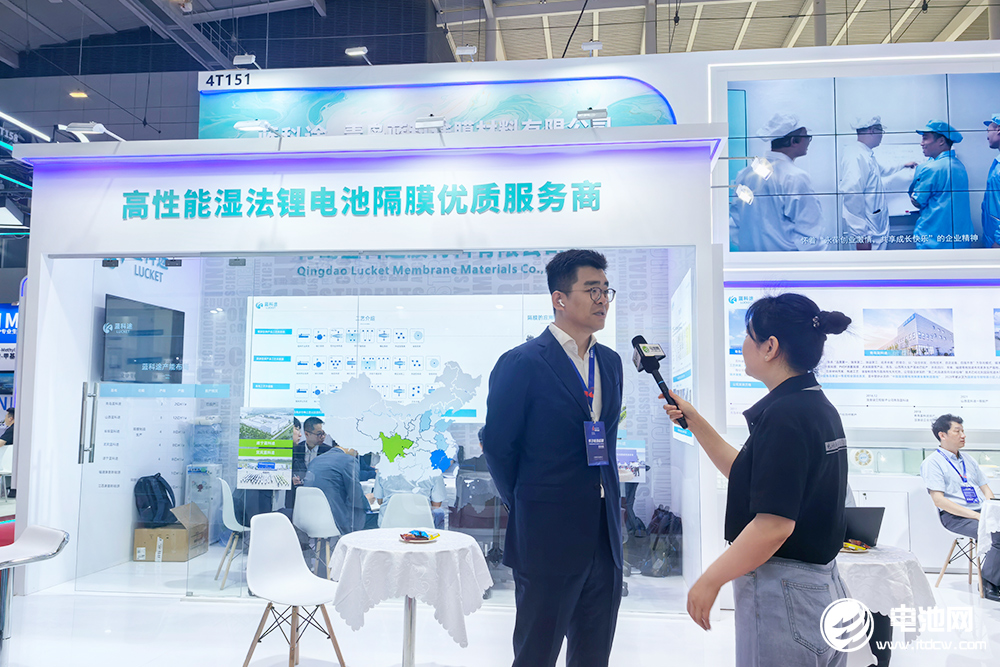 青島藍(lán)科途膜材料有限公司執(zhí)行董事楊波 青島藍(lán)科途膜材料有限公司執(zhí)行董事楊波