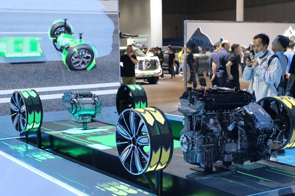 兩部門征求意見:輔助駕駛不能當(dāng)自動駕駛!