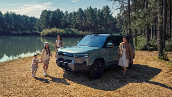 比亞迪“大五座天花板”方程豹鈦7火爆上市 售價17.98萬元起 比亞迪“大五座天花板”方程豹鈦7火爆上市 售價17.98萬元起