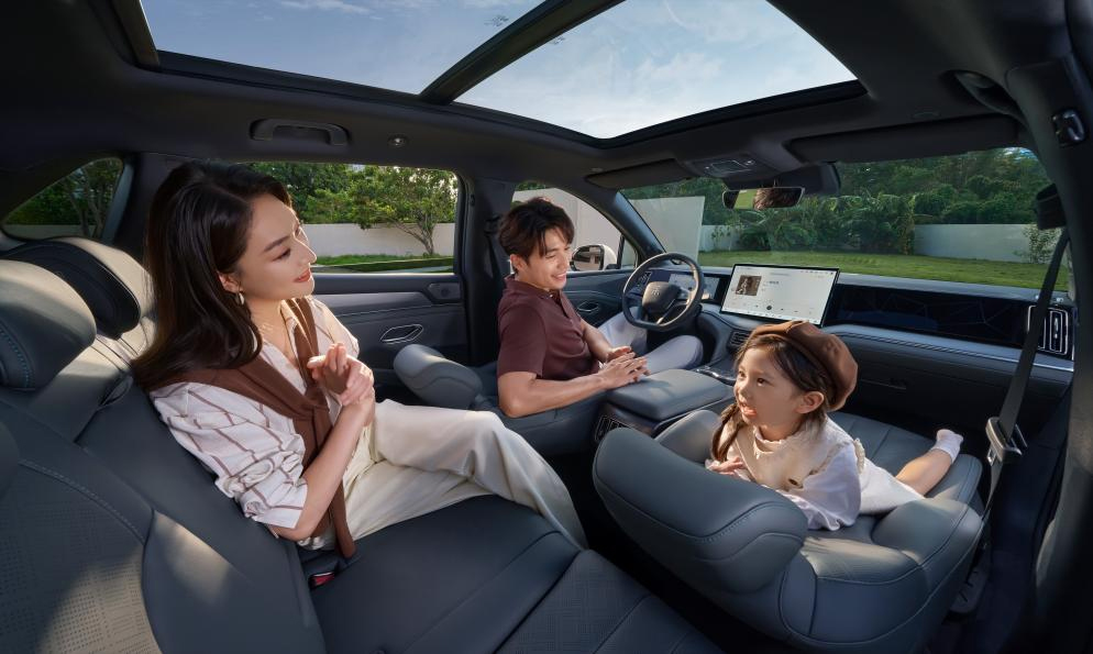 9.98萬起,2026款宋L DM-i上市,純電續航200km,標配云輦C! 9.98萬起,2026款宋L DM-i上市,純電續航200km,標配云輦C!