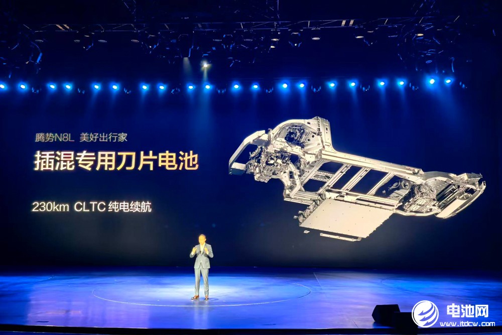 標配磷酸鐵鋰刀片電池!大六座安全豪華SUV騰勢N8L預定下一個爆款? 標配磷酸鐵鋰刀片電池!大六座安全豪華SUV騰勢N8L預定下一個爆款?