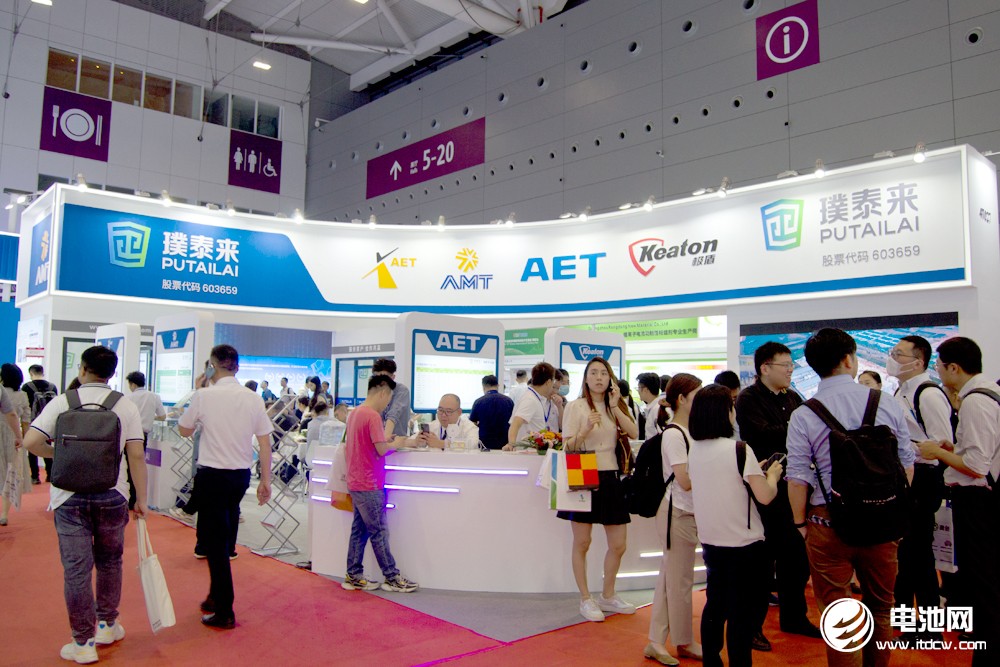 卓越鋁塑膜月均出貨200萬㎡ 25年長(zhǎng)壽命高沖深儲(chǔ)能鋁塑膜量產(chǎn)出貨