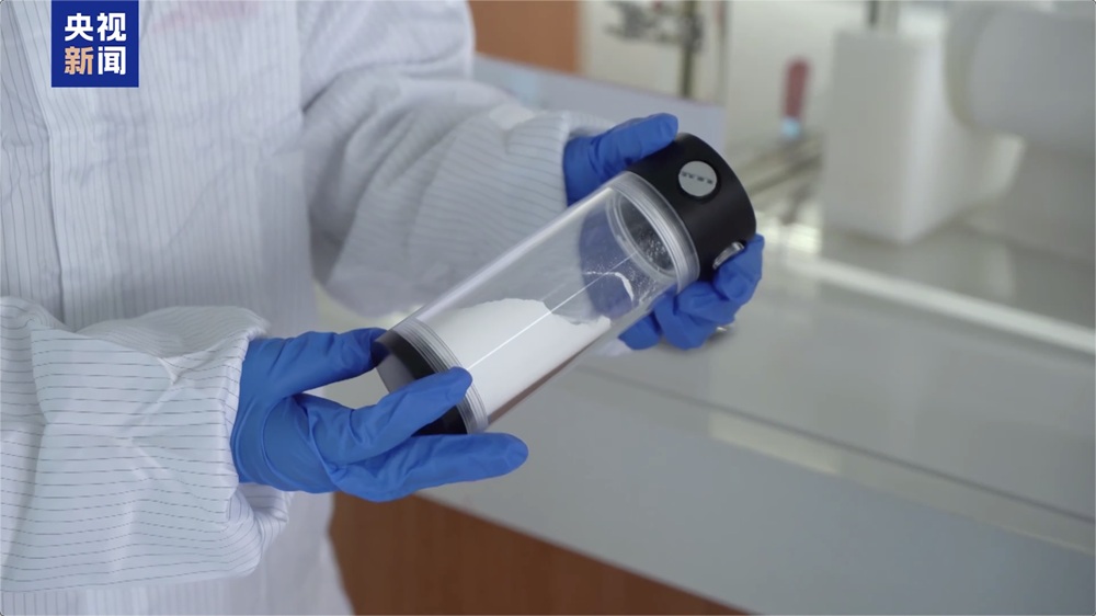 國內(nèi)已建成首條大容量全固態(tài)電池產(chǎn)線！電車?yán)m(xù)航有望突破1000公里