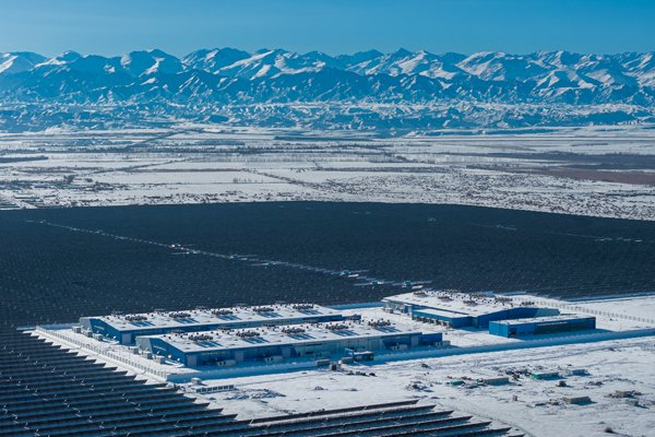 我國(guó)規(guī)模最大全釩液流電池儲(chǔ)能電站在新疆全容量投運(yùn)