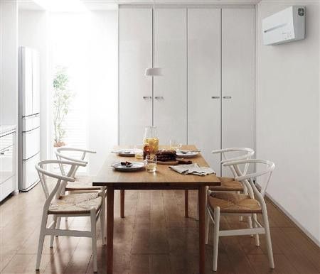 松下壁掛蓄電池即將上市 輕巧實用不怕“停電”