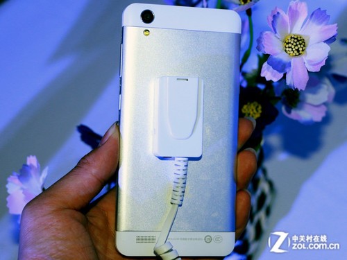 中國(guó)好美手機(jī) 八核北斗青蔥X1在京發(fā)布