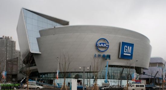 通用汽車身陷困境，反向投資者卻看好它！